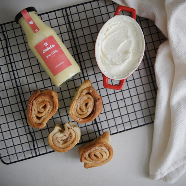 Kanelbulle mit Liebelei-Eierlikör-Frosting