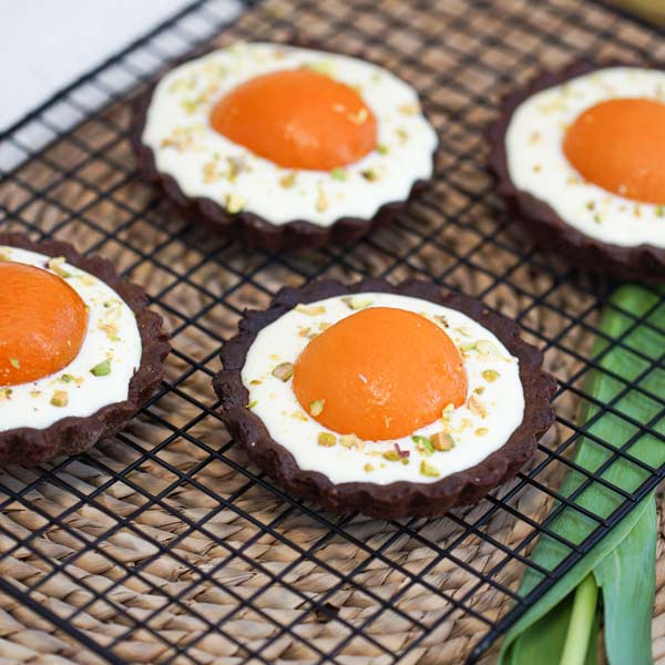 Spiegelei-Tartelette mit Eierlikörfüllung